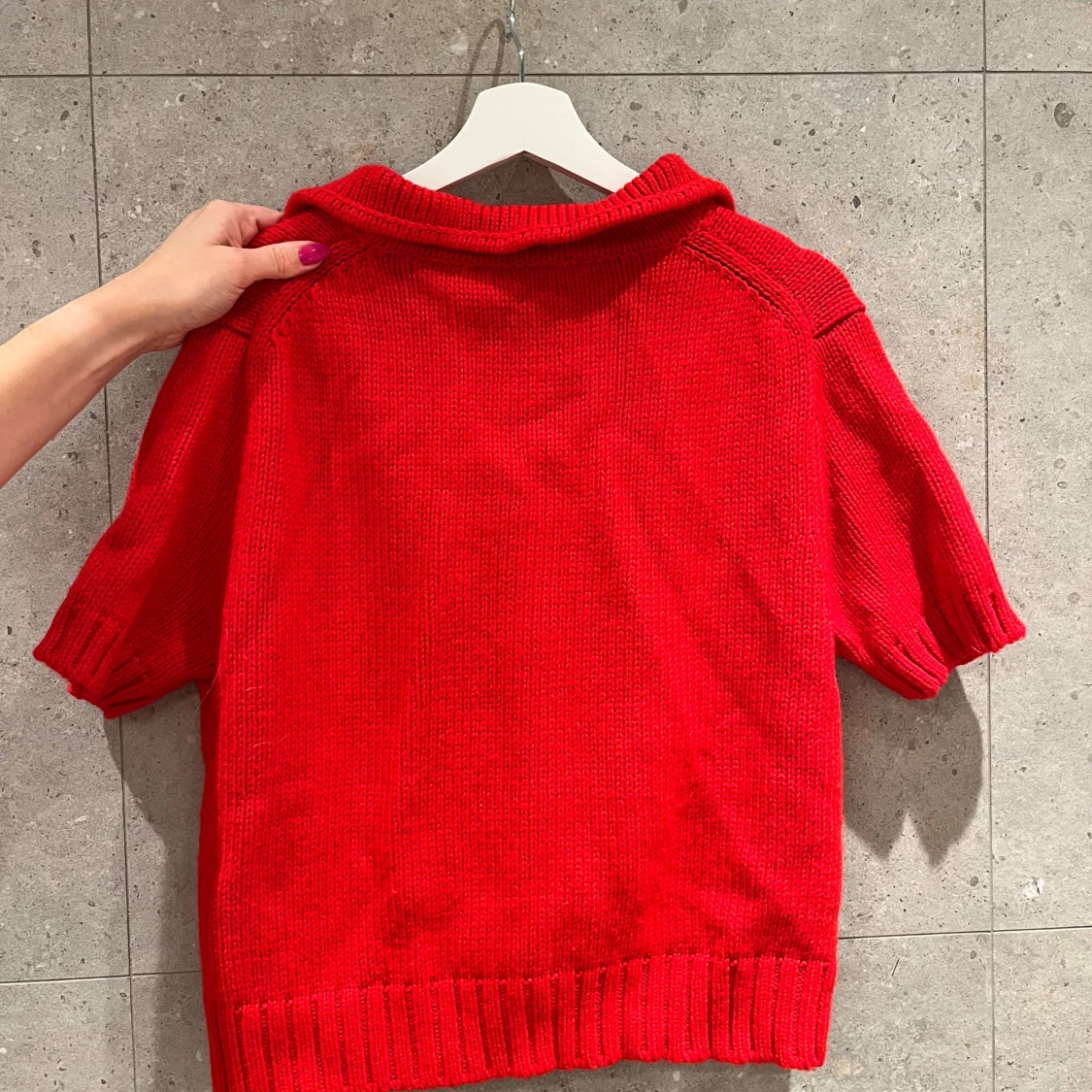 Röd kofta  - 1
