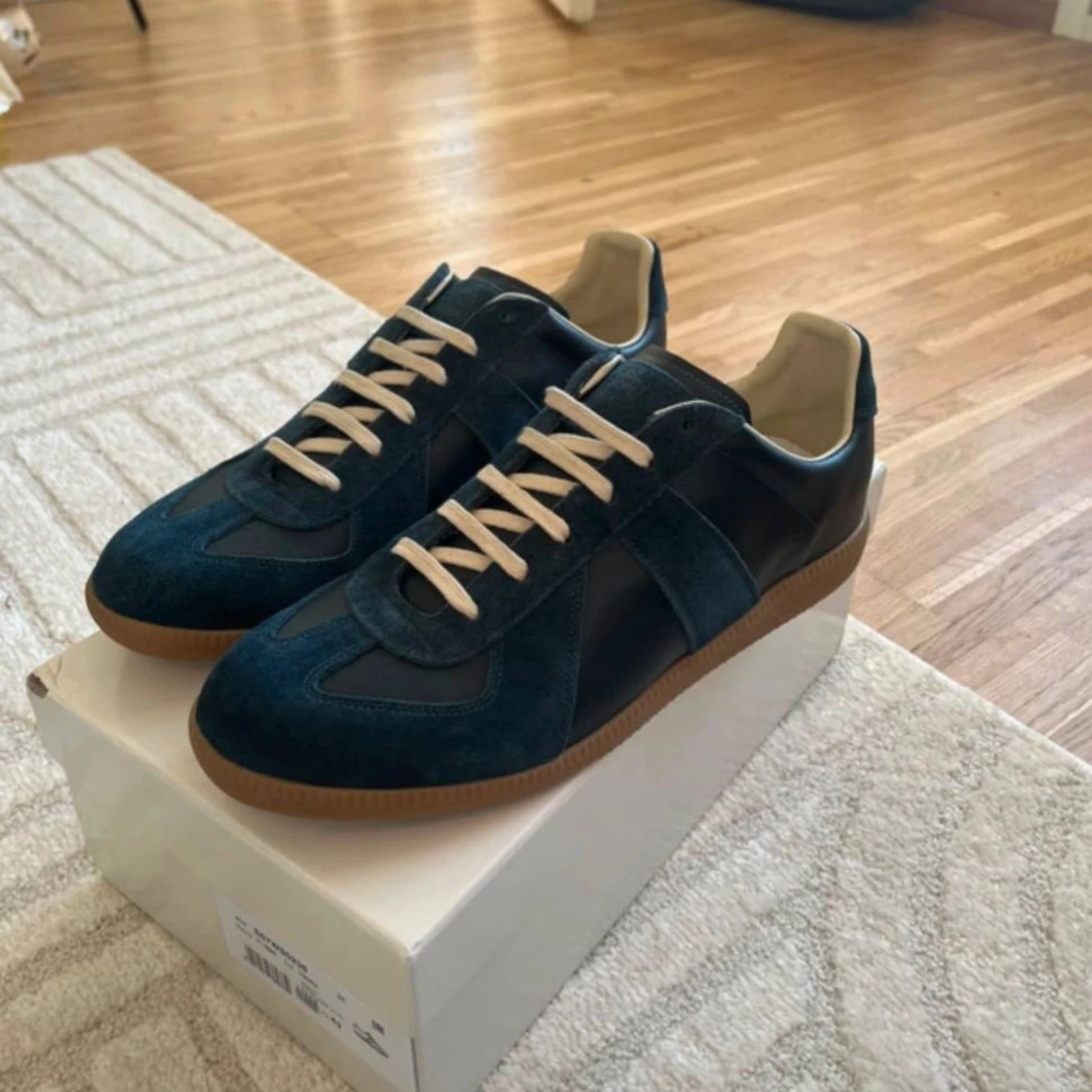 Blå sneakers från Maison Margiela - 1