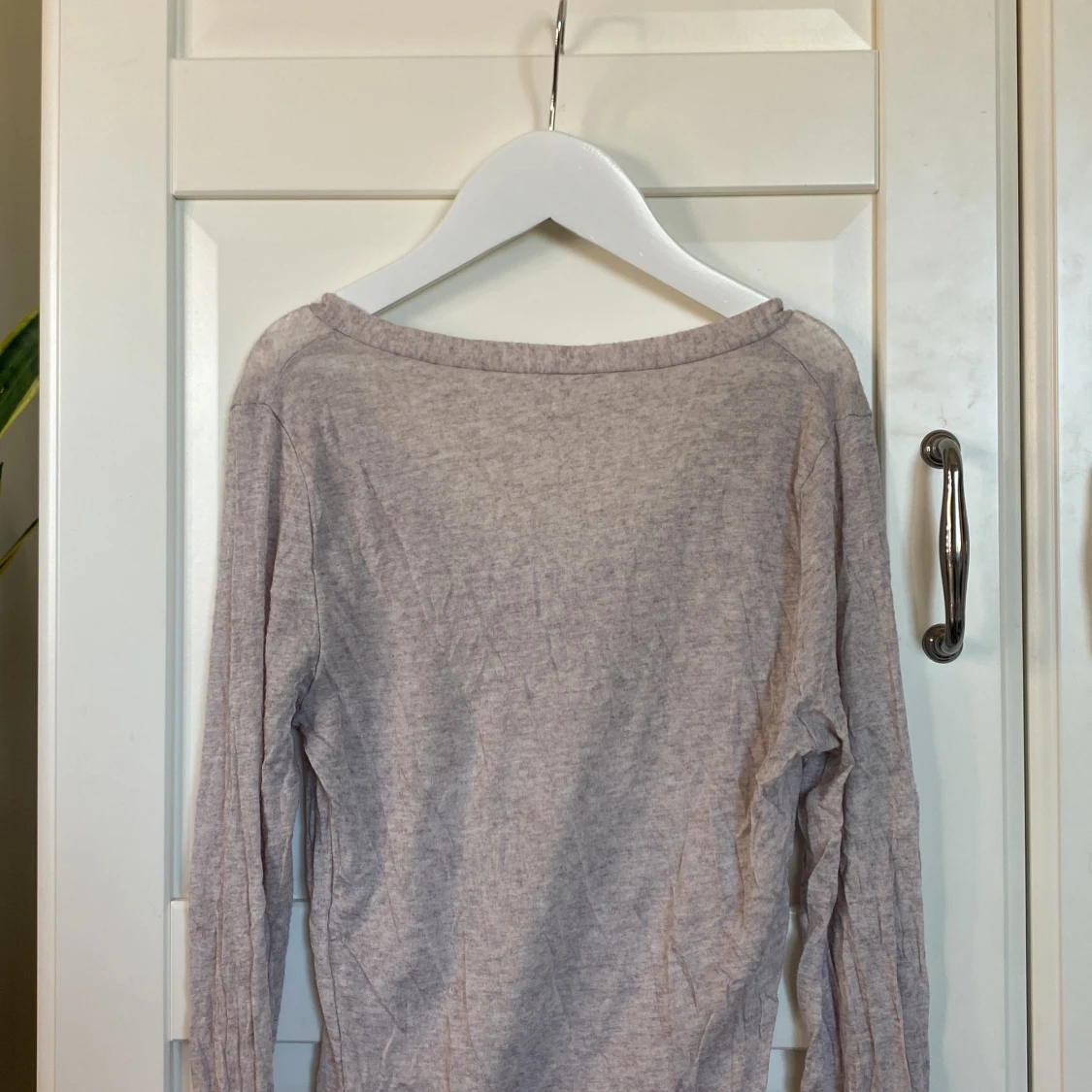 Ljus beige långärmad v-ringad tröja intimissimi - 2