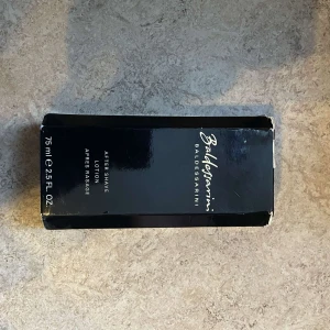 Baldessarini After Shave Lotion 75ml - After shave lotion från Baldessarini, 75 ml. Tillverkad i Tyskland. För dig som vill sticka ut och visa att du har stil. Slogan: Separates the men from the boys.