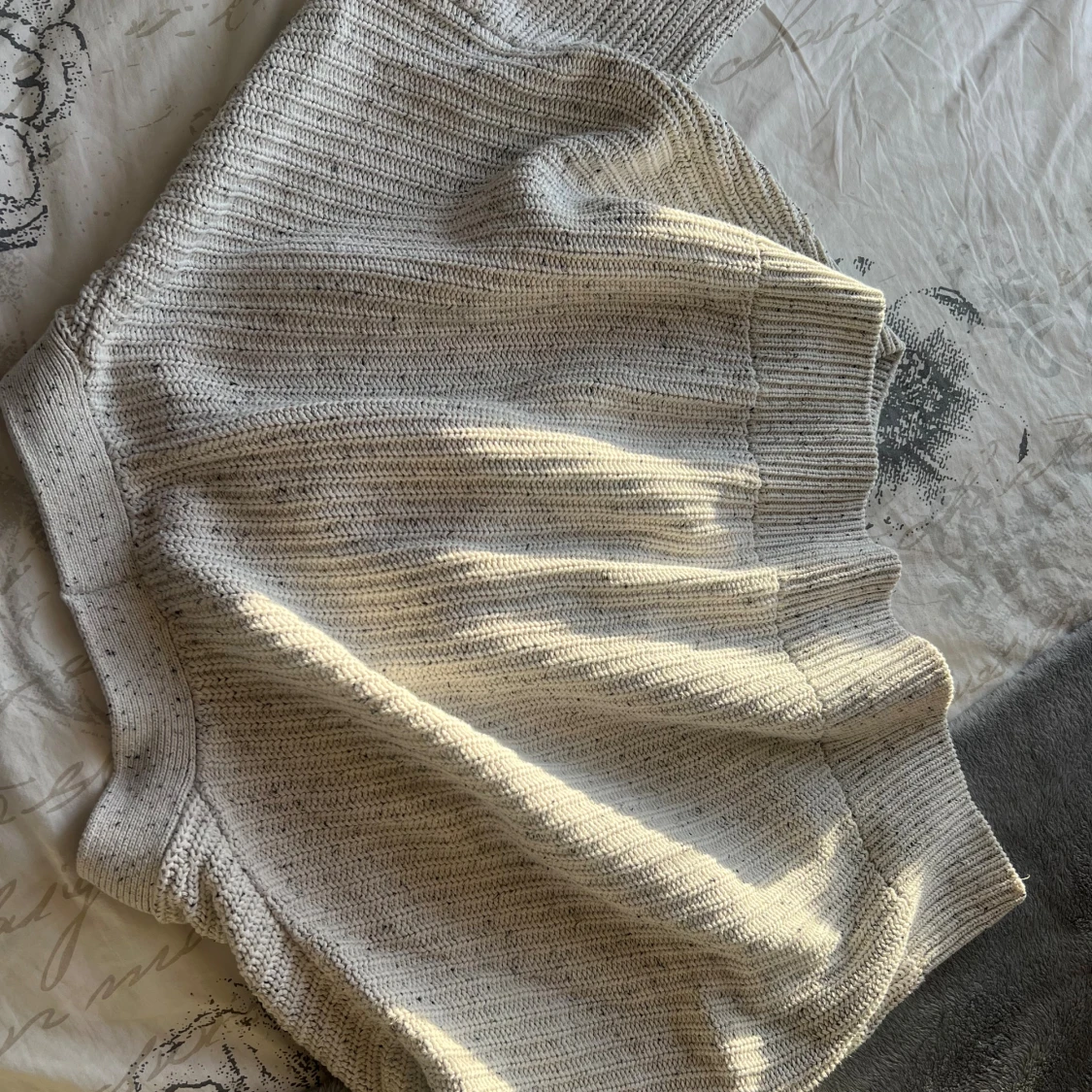 Ljusgrå chunky stickad kofta från H&M - 1