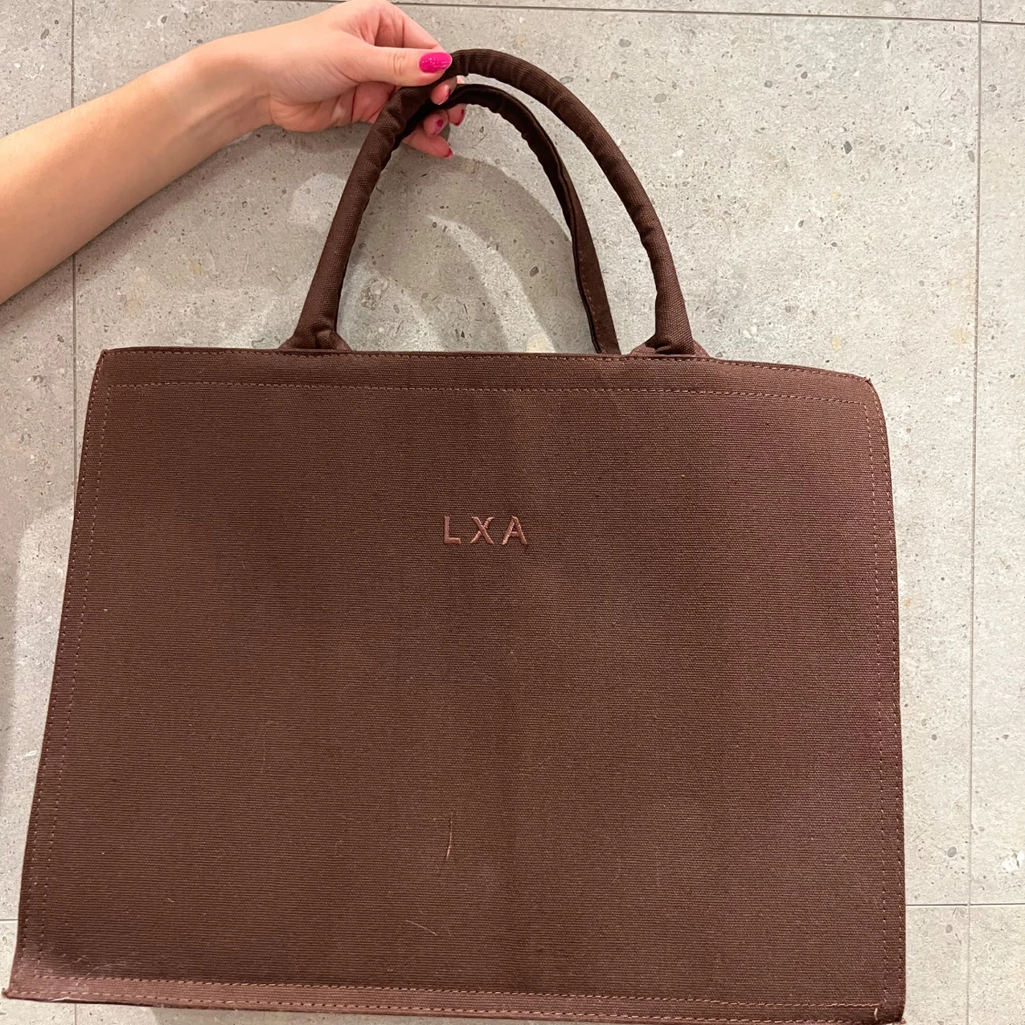 Brun stor väska från LXA
