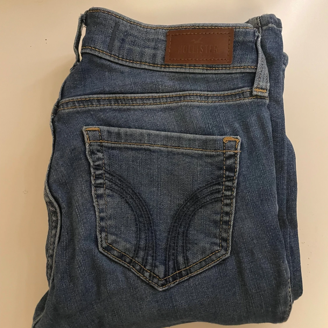 Mörkblå lowwaist bootcut jeans   - 3