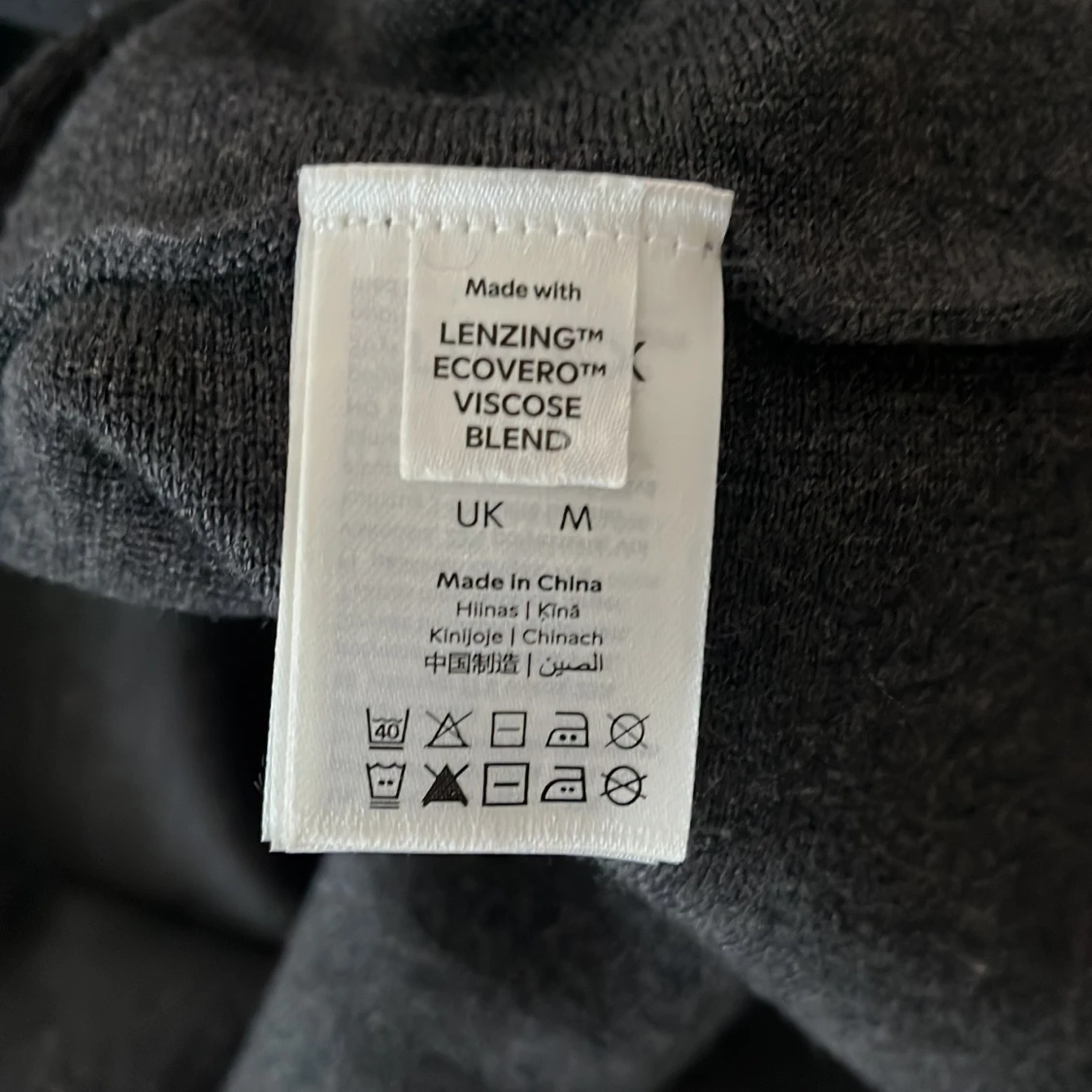 Svart stickad klänning Holly & Whyte - 4