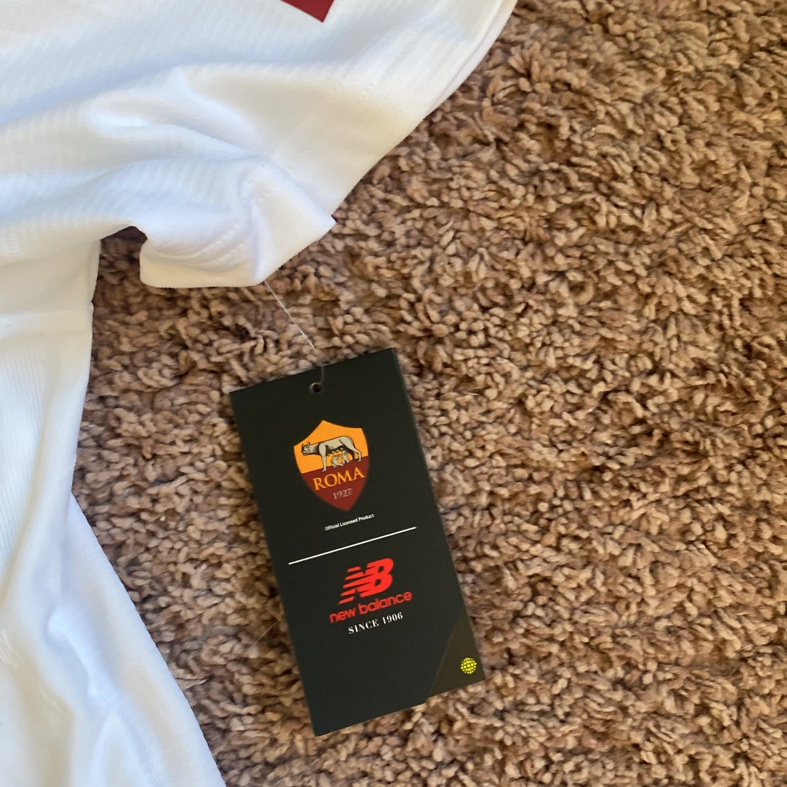 Helt ny fotbollströja från Roma - 3