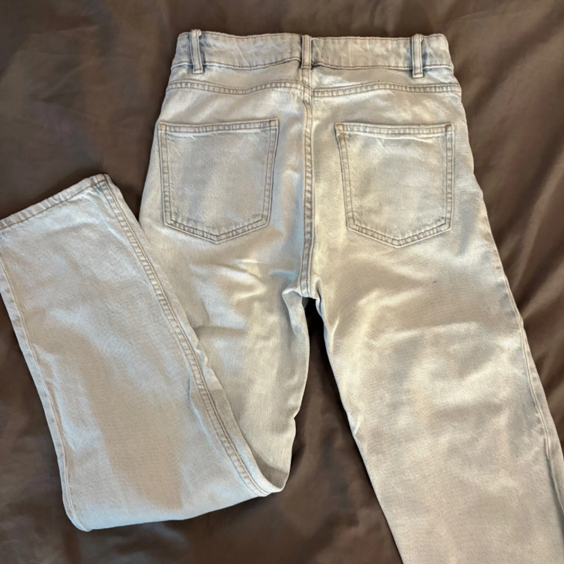 Ljusblå jeans från Lindex modell Nea - 1