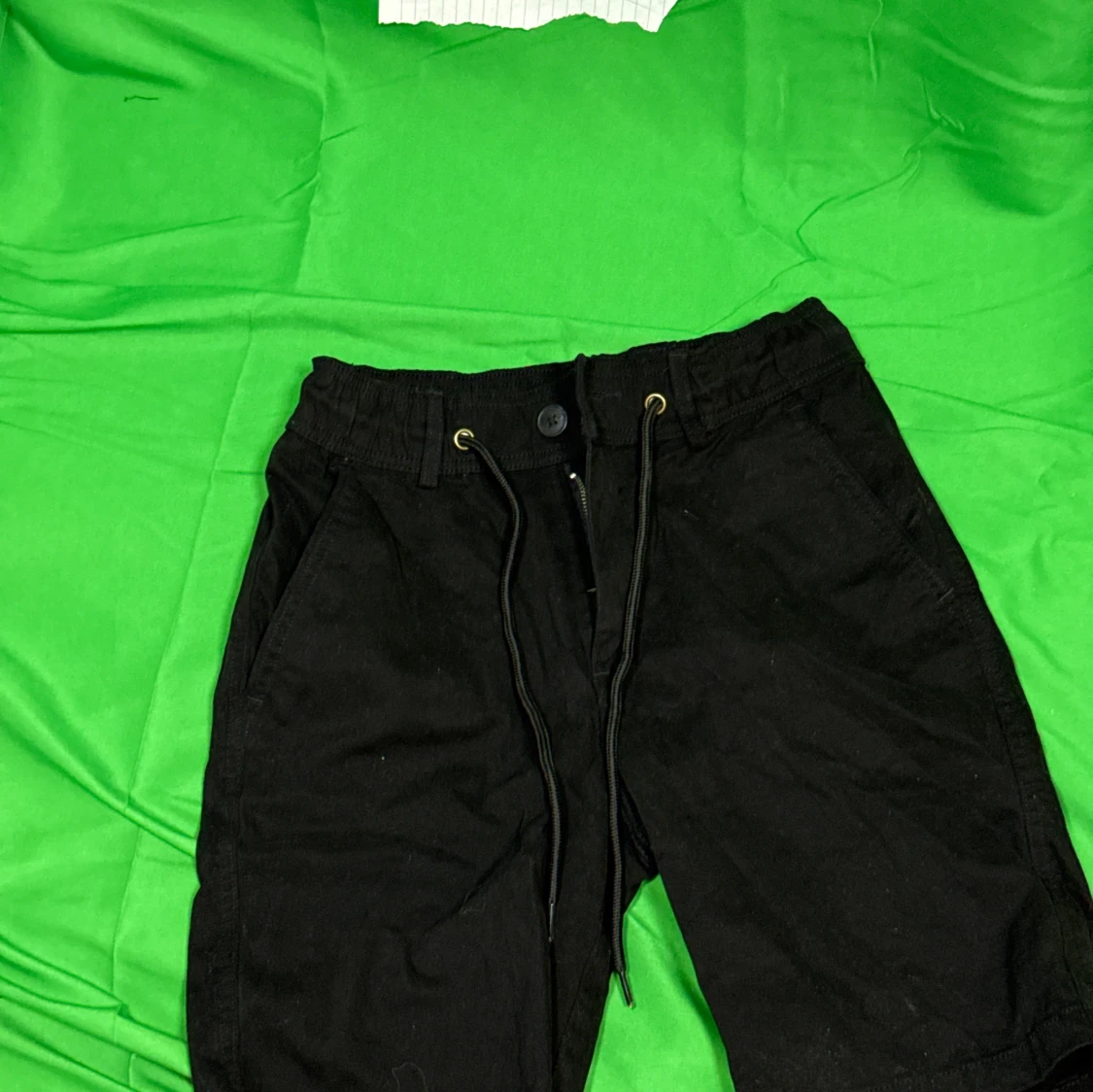 Svarta shorts från Under Armour - 1