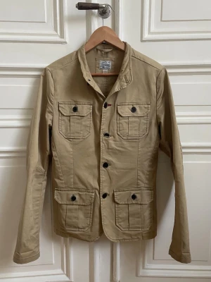 Top vintage field jacket - Säljer en skön field jacket från top Vintage, hör av er vid frågor!