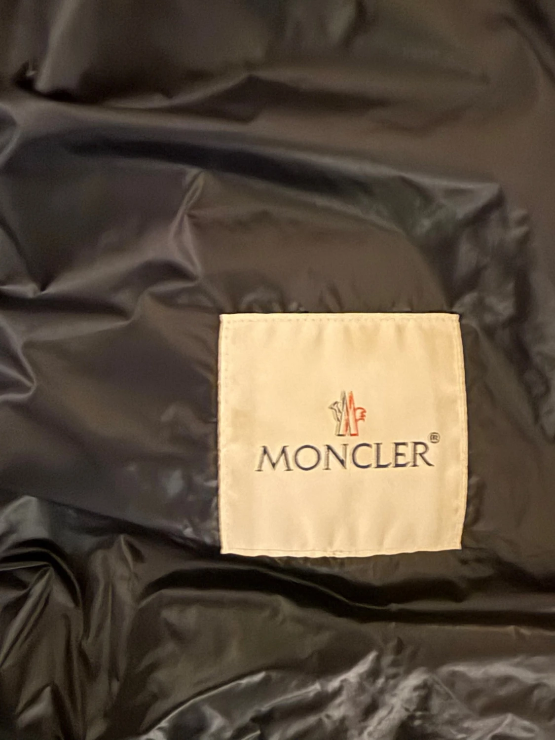 Moncler gui - 3