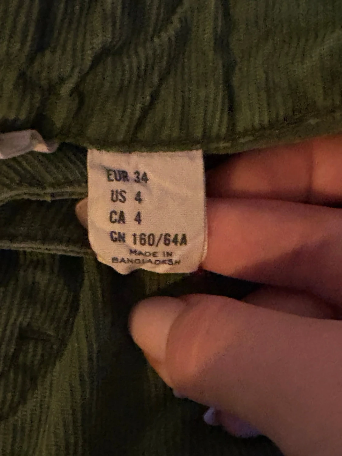 Grön manchesterkjol från H&M L.O.G.G. - 3