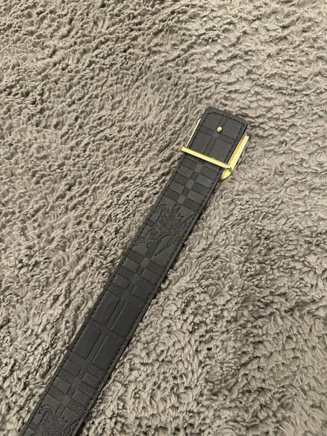 Rutig bälte med guldspänne - 3