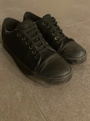 Lanvins - Lanvins storlek 41 skick 7,5/10 inga hål självklart äkta 