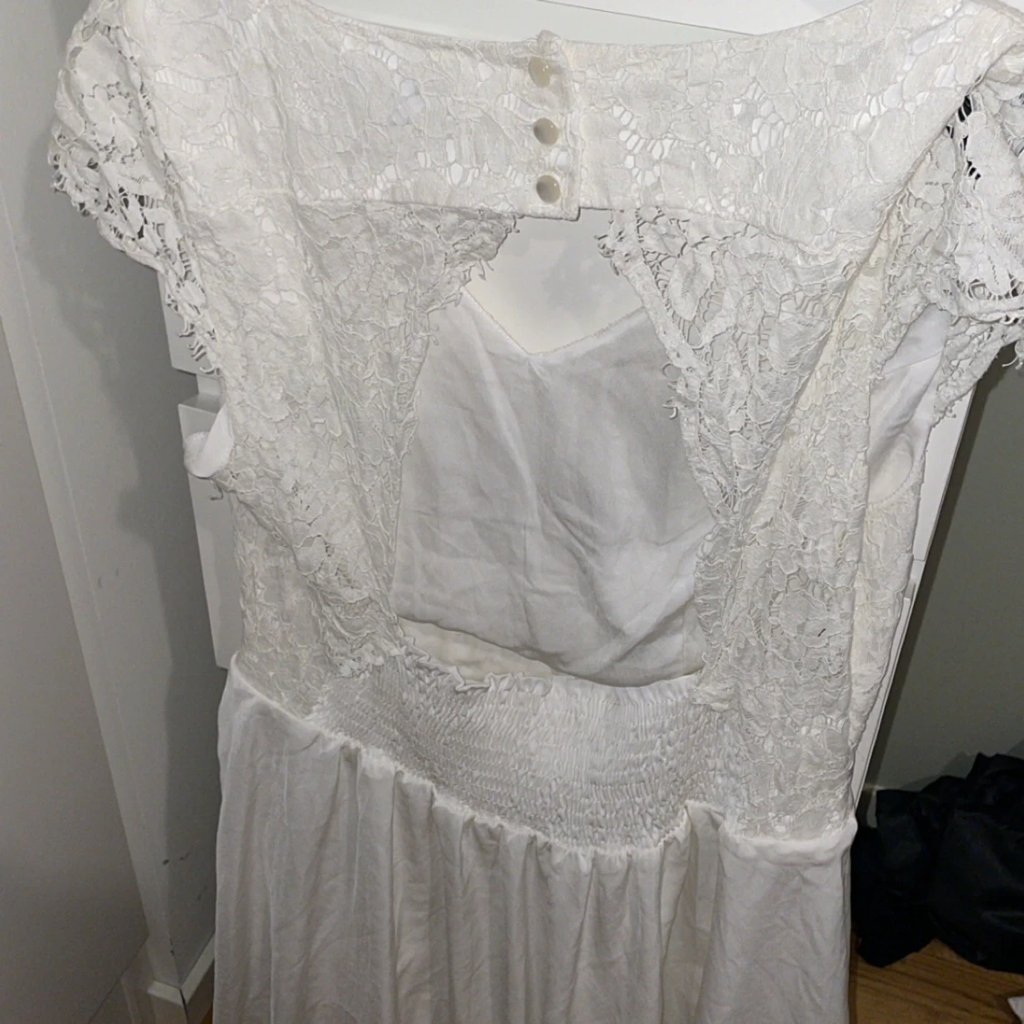 Vit spetsklänning från Chiara Forthi - 3