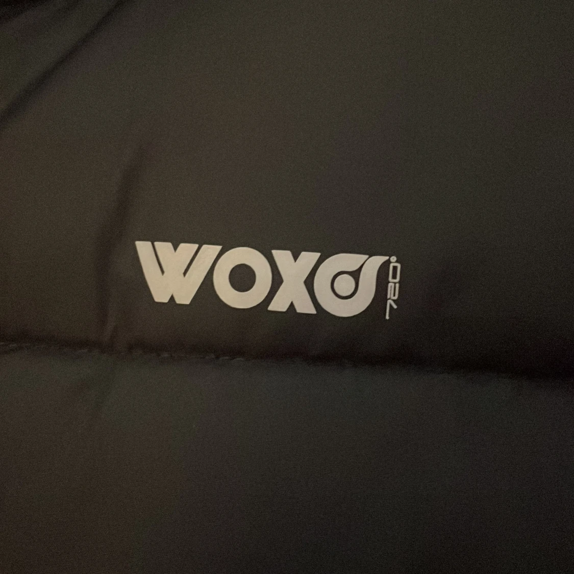 Svart dunväst från WOXO Urban Streetwear - 2