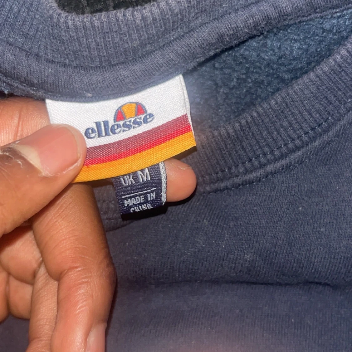 Mörkblå sweatshirt från Ellesse - 1