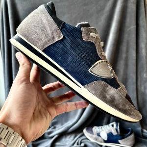 Philippe model trpx - Philippe model trpx trainers | originalstorlek: 45, fråga om innermått vid osäkerhet | ingår: endast skorna | 