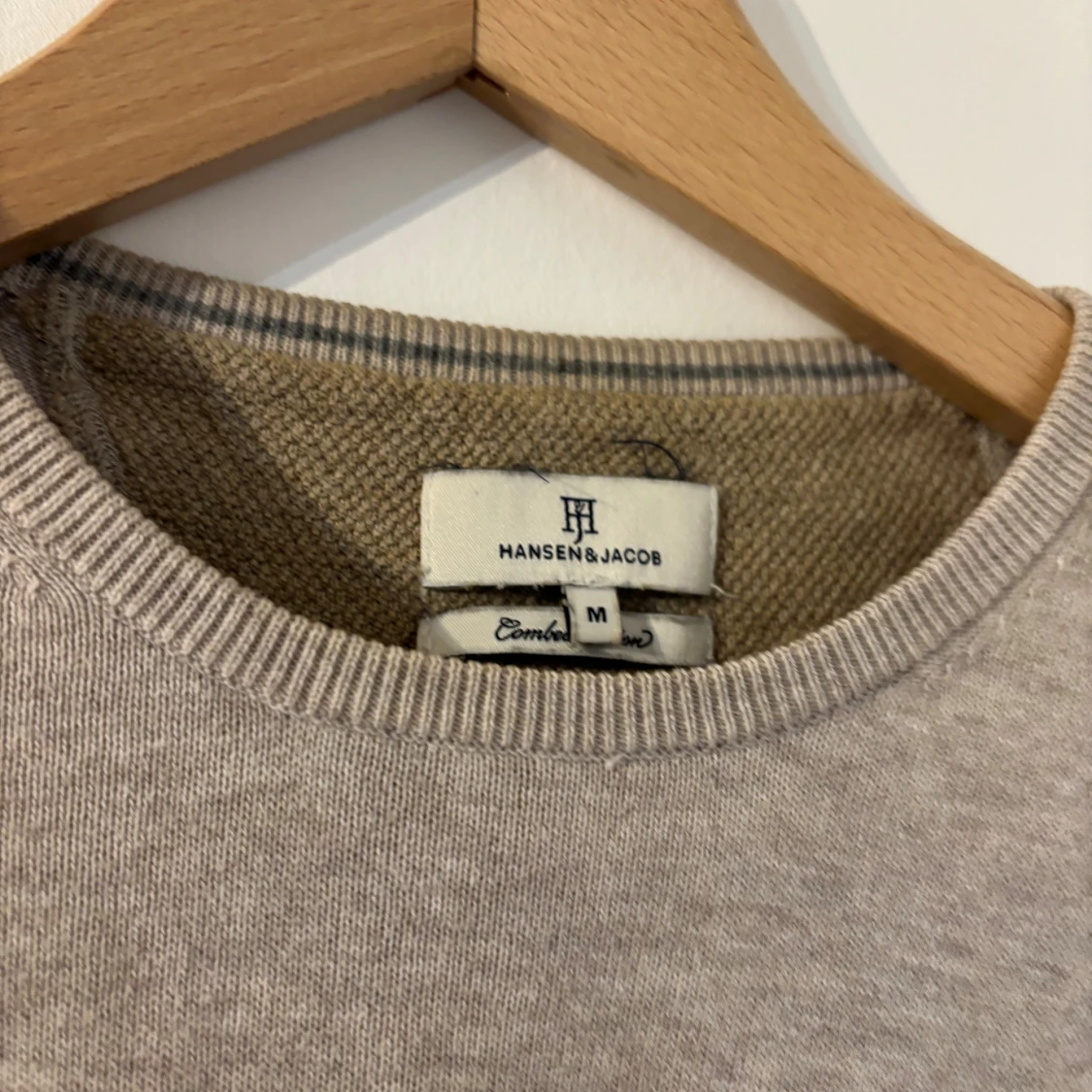 Beige stickad tröja Hansen & Jacob - 1