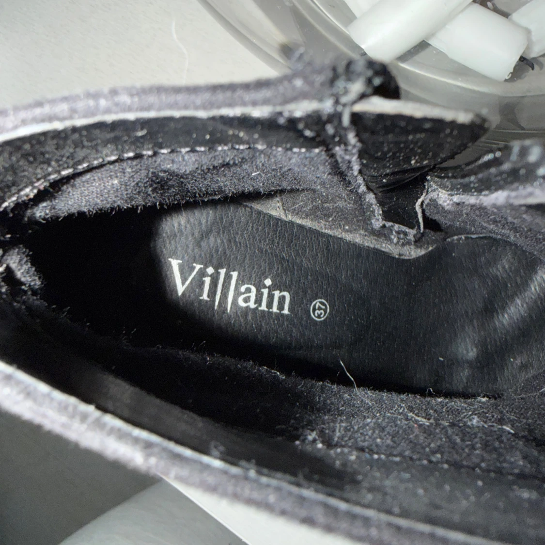 Svarta glittriga stövletter från Villain - 1