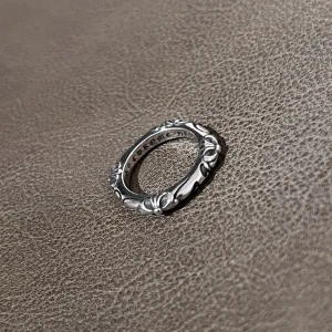 Rockstar Rebel - Size 8 - 18.1 mm diameter