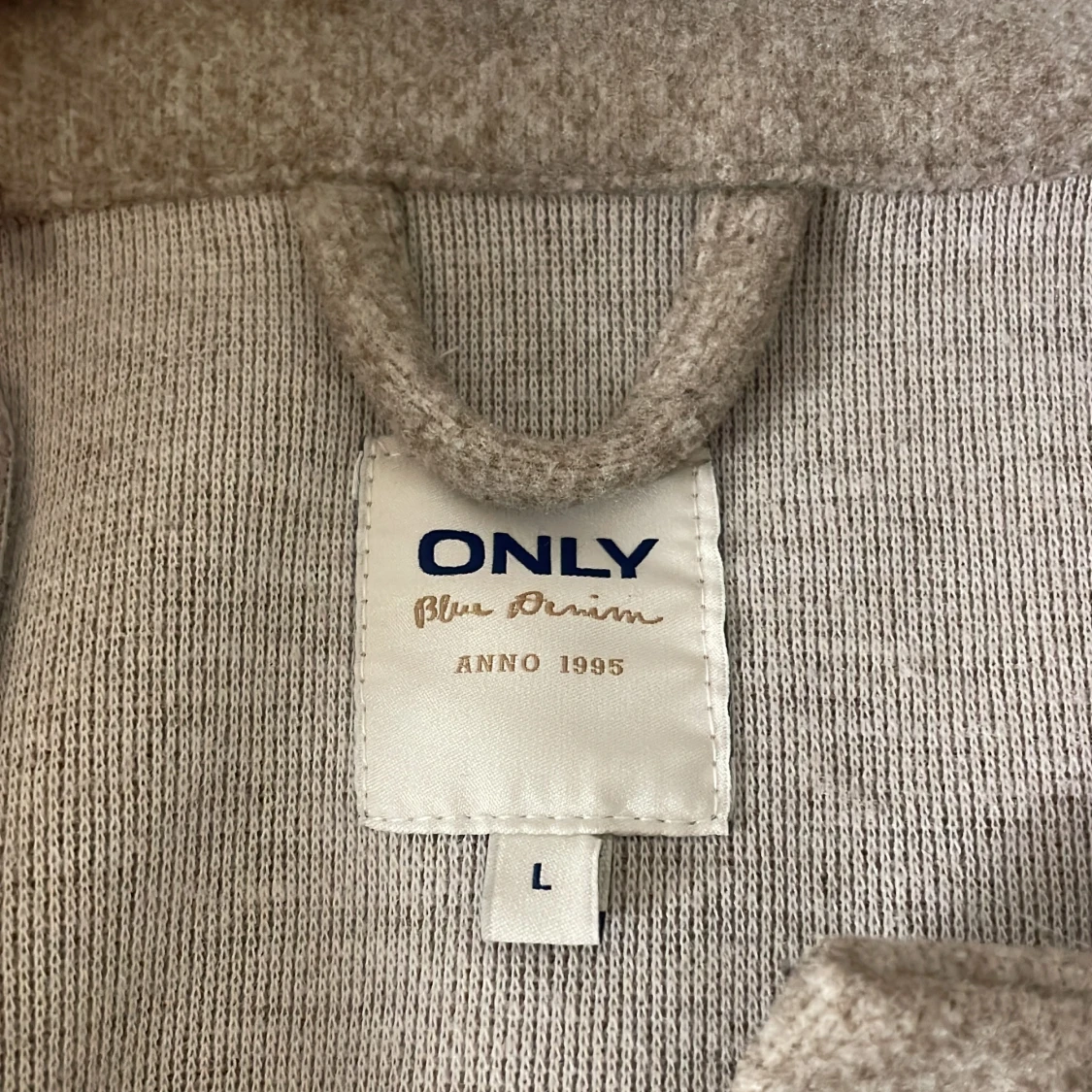 Beige overshirt jacka från ONLY - 2