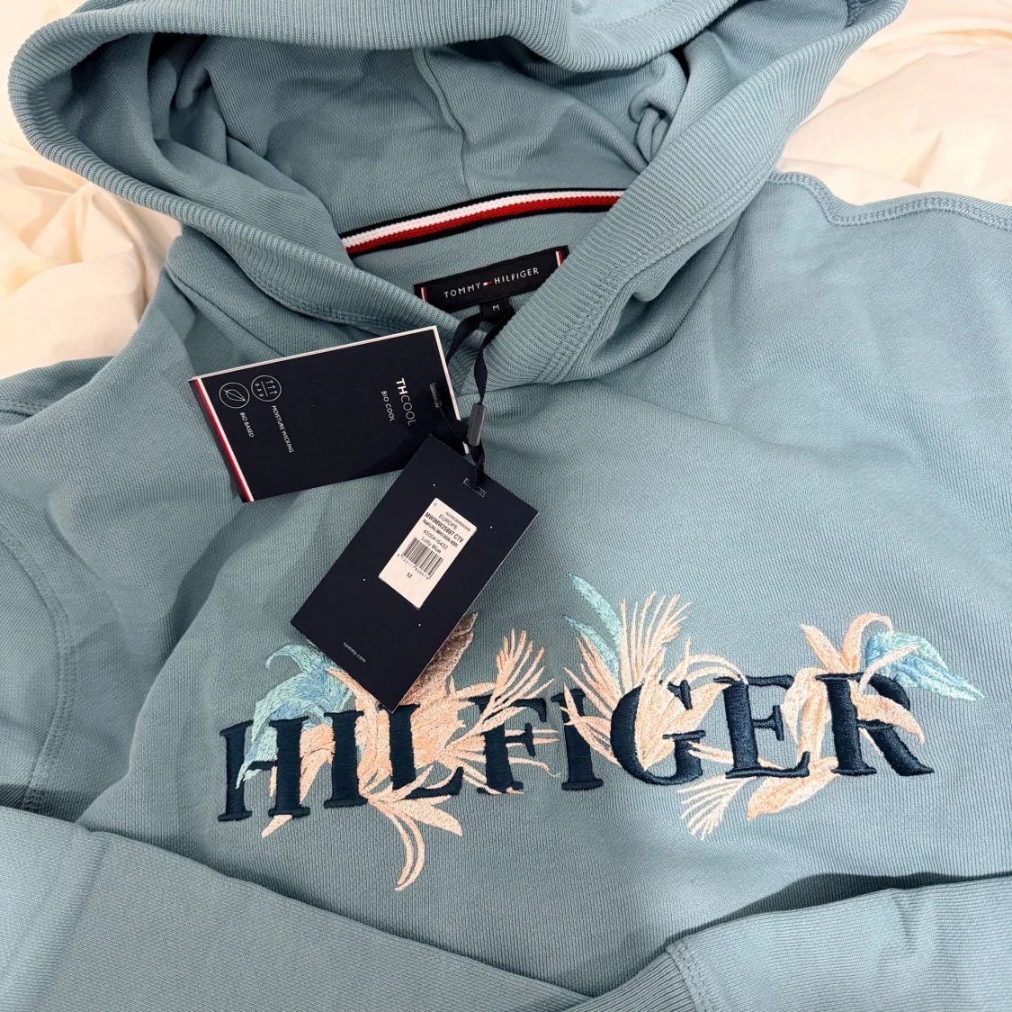 Blå hoodie från Tommy Hilfiger - 2