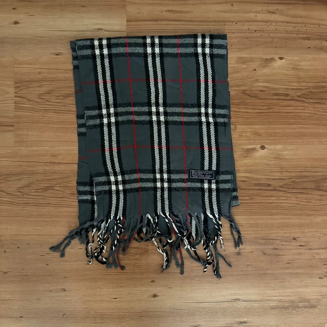 Burberry halsduk  - 1