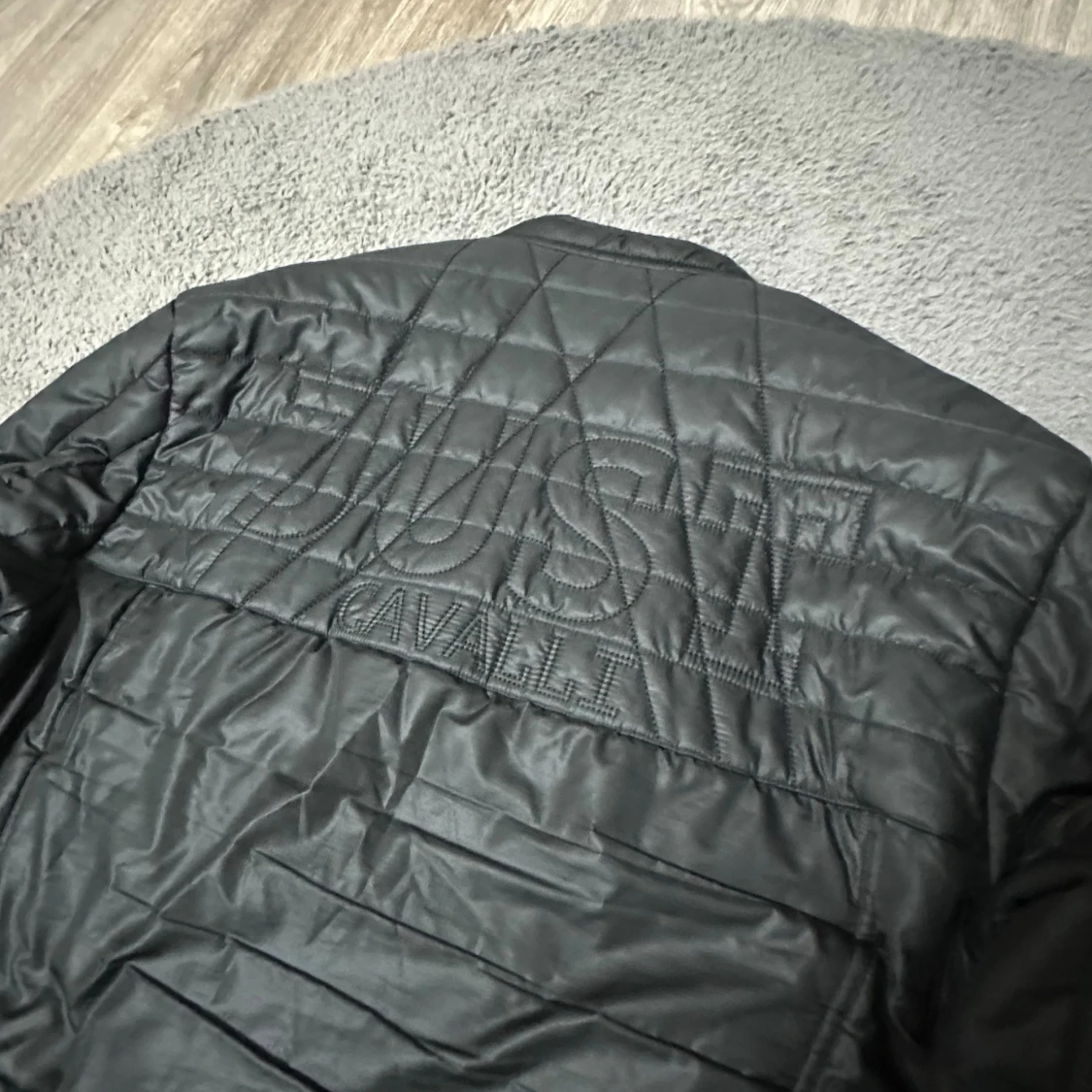 Svart quiltad pufferjacka Just Cavalli - 1