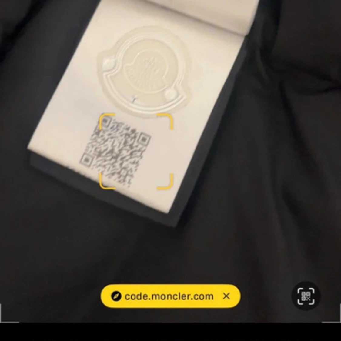 Svart dunväst från Moncler - 2