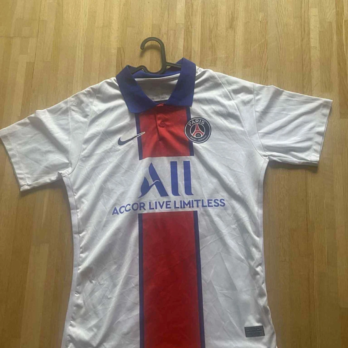 PSG vit fotbollströja Nike