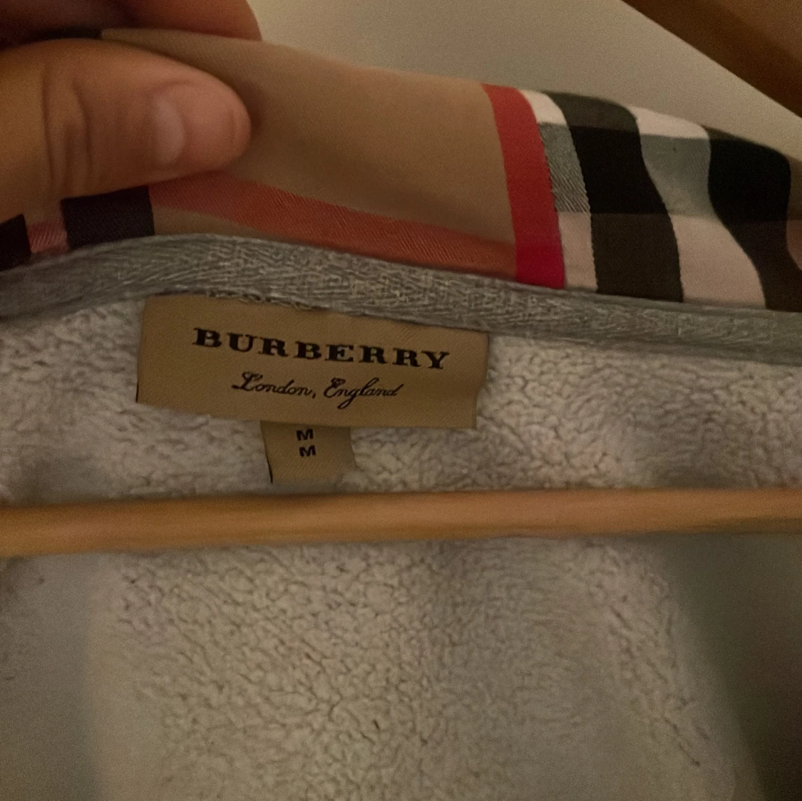 Grå Burberry hoodie med dragkedja - 1