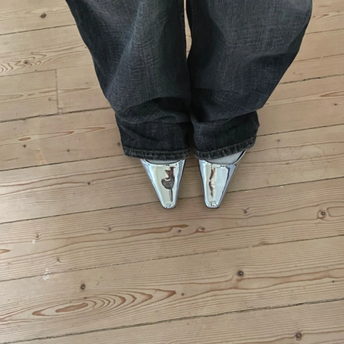 Silvriga slip-in ballerinaskor - 1