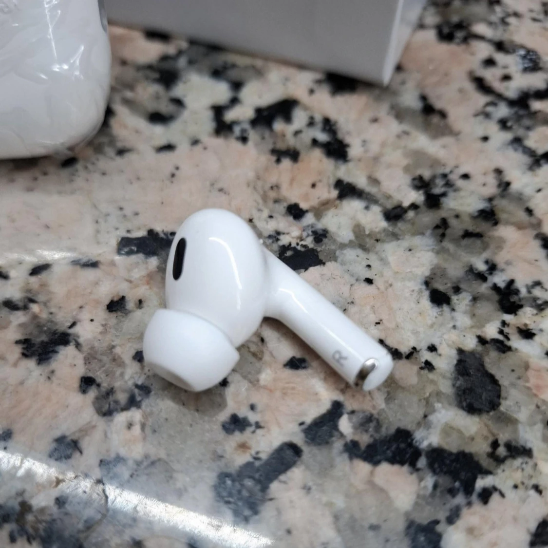 AirPod Pro 2 - 2