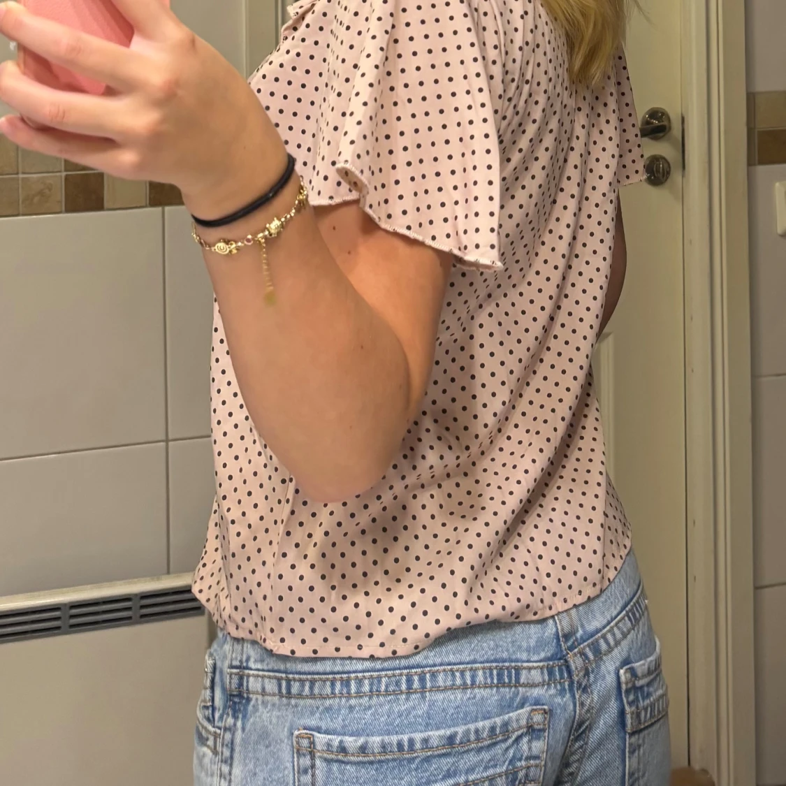 Rosa blus med prickar från SHEIN - 2