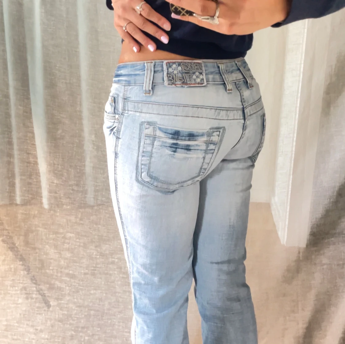 Ljusblåa lågmidjade bootcut jeans - 3