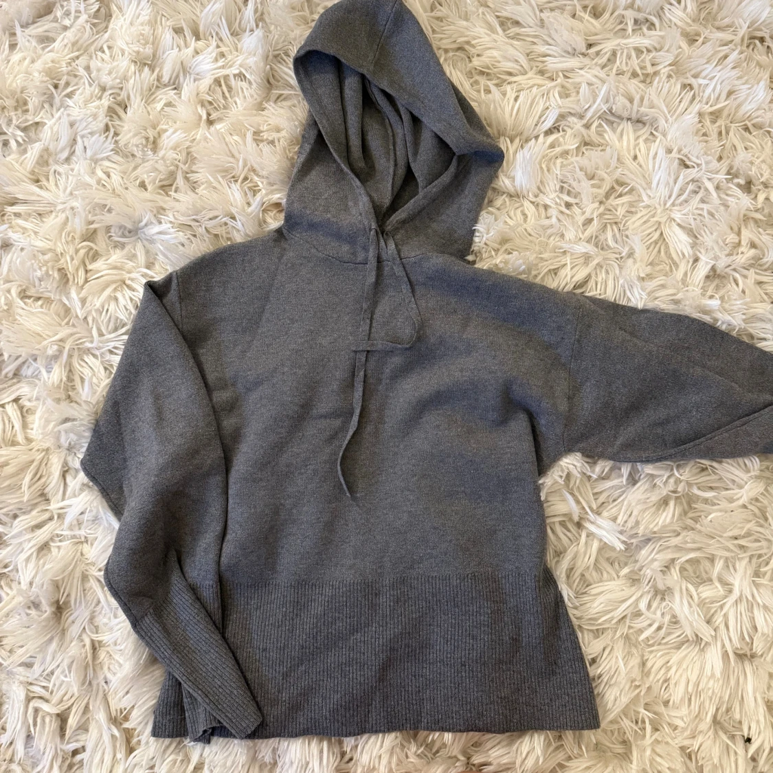 Grå hoodie från Object med huva