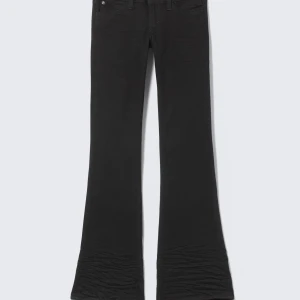Svarta bootcut jeans weekday  - Helt nya weekday jeans