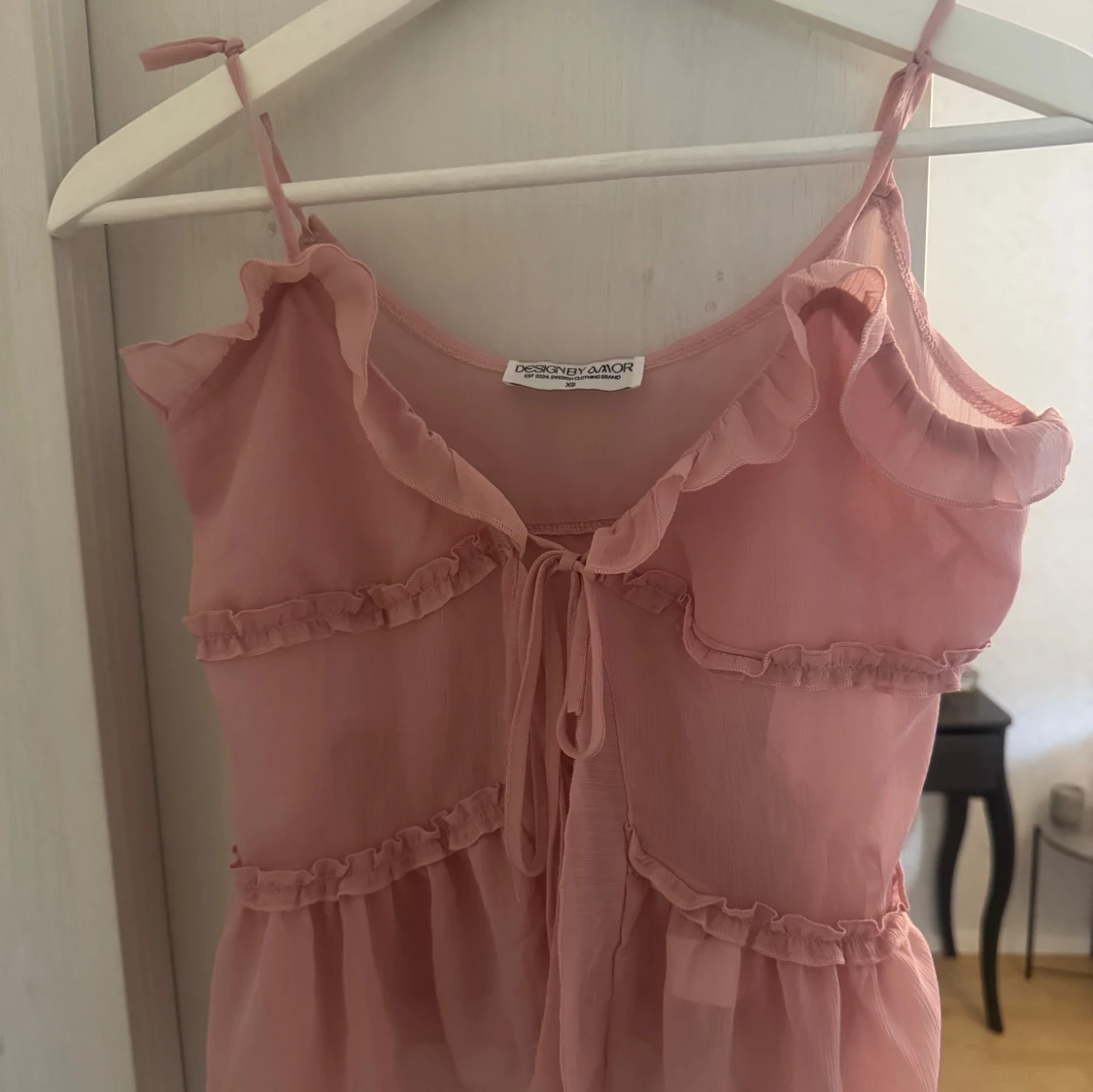 Rosa volangblus från Designbyamor