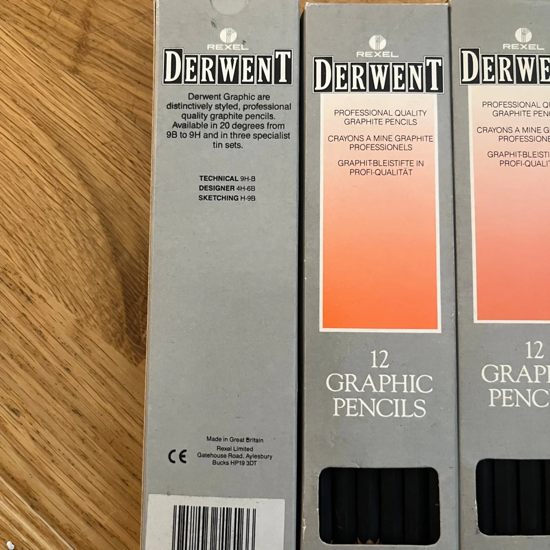 Derwent Graphic 12 Graphite Pencils - 1
