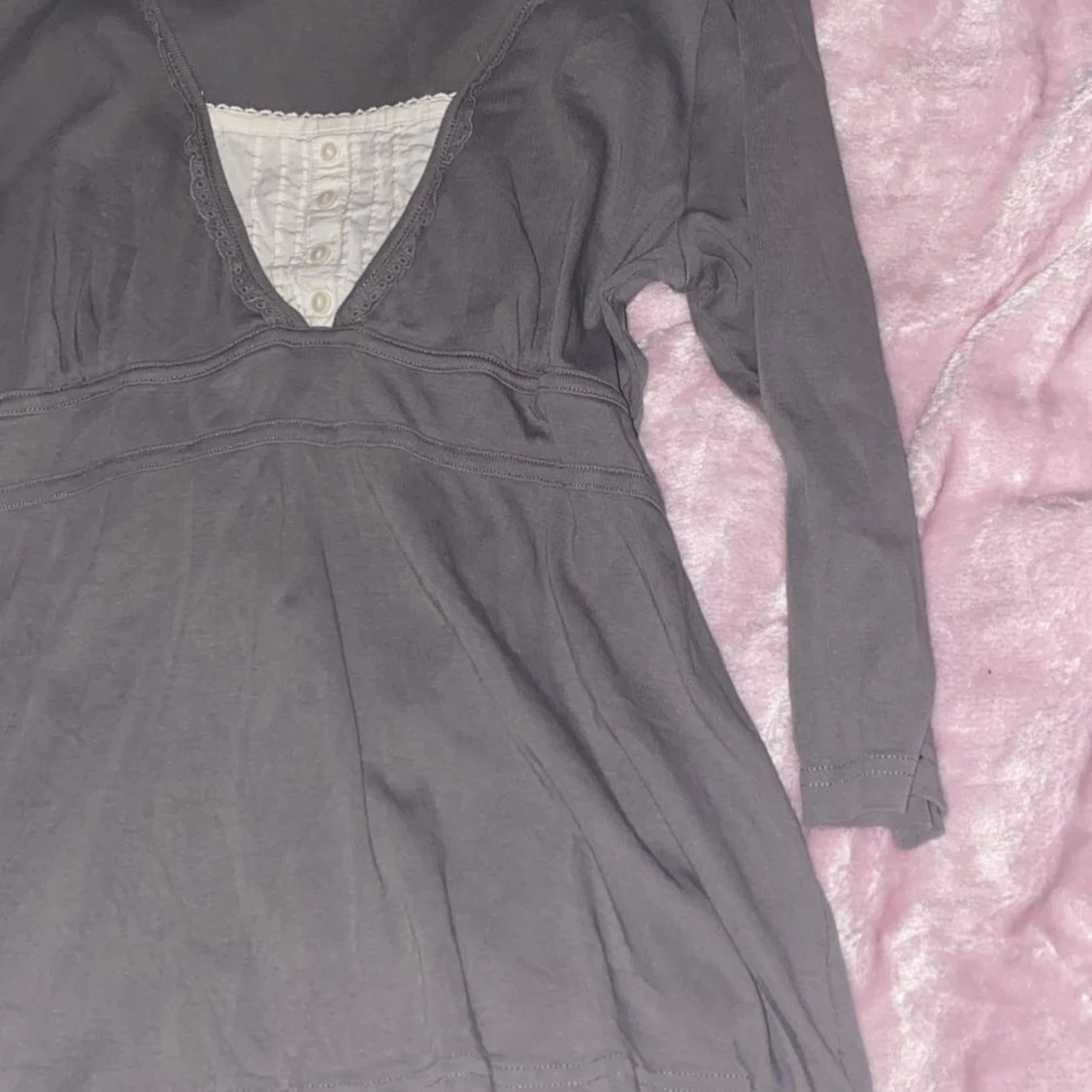 Söt tröja med spets - 1