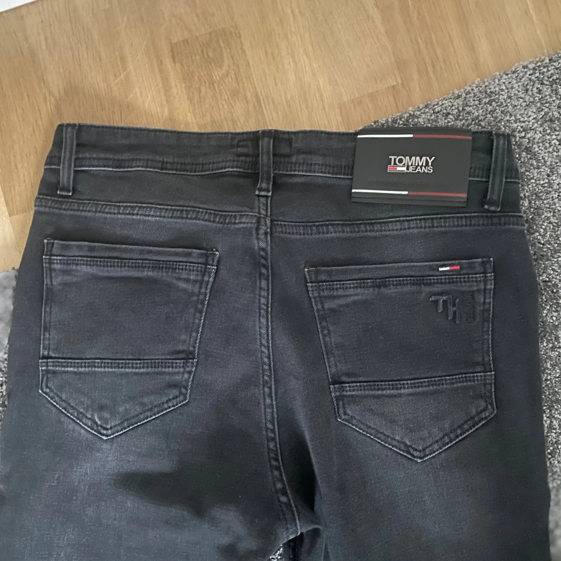 Tommy hilfiger jeans  - 2