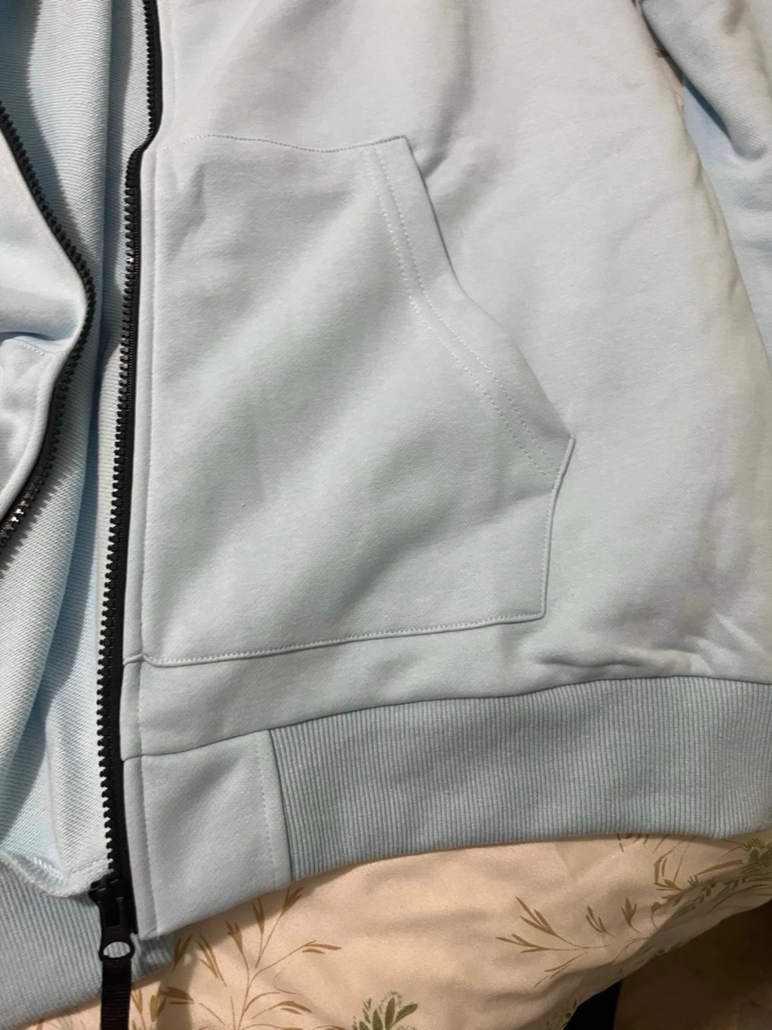 Ljusblå hoodie från Stone Island - 5