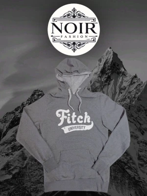 Grå hoodie Abercrombie Fitch - Säljer denna sällsynta och mycket eftertraktade Abercrombie hoodien | Passar 180-190 | Mycket bra skick | Vid eventuella frågor hör gärna av dig och erbjuder bra pris vid köp av bundle😁✅