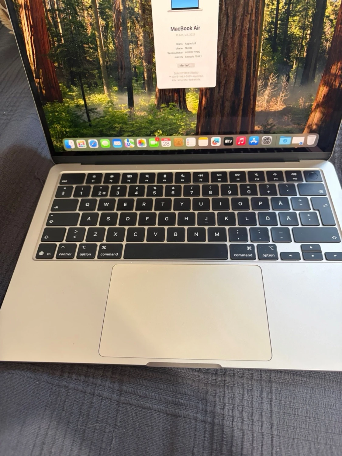 MacBook Air 13 tum M4 16GB - 2