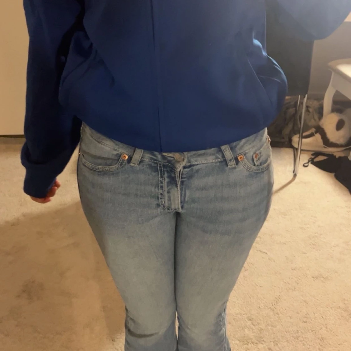 Ljus blåa bootcut jeans