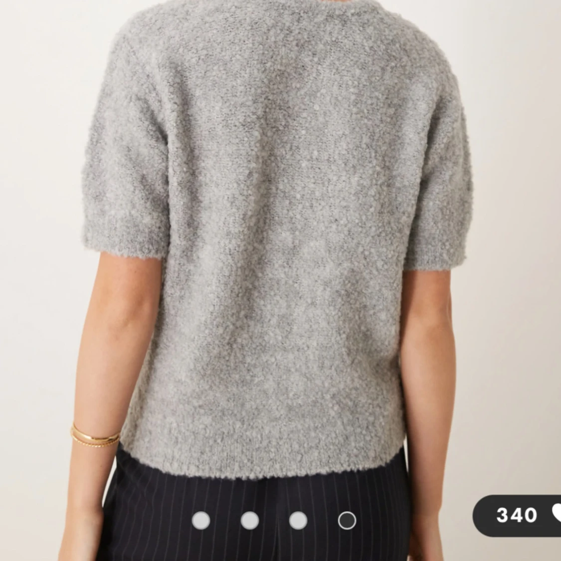 Grå stickad kofta med pärlknappar - 1