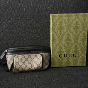 GG magväska - Skickas utan GG boxen.