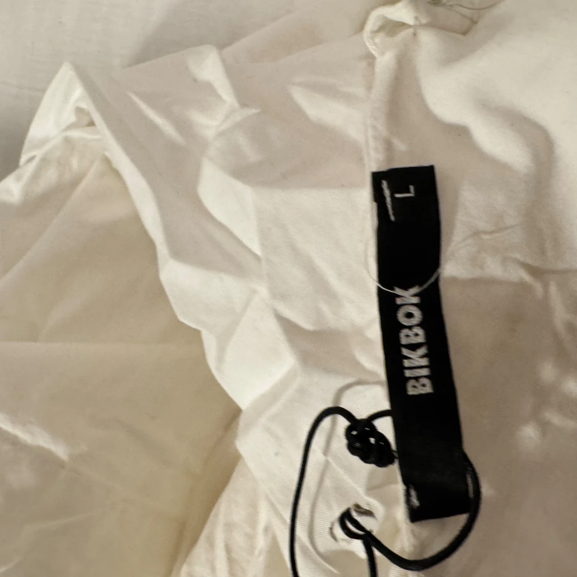 Vit sommarklänning från Bik Bok - 1