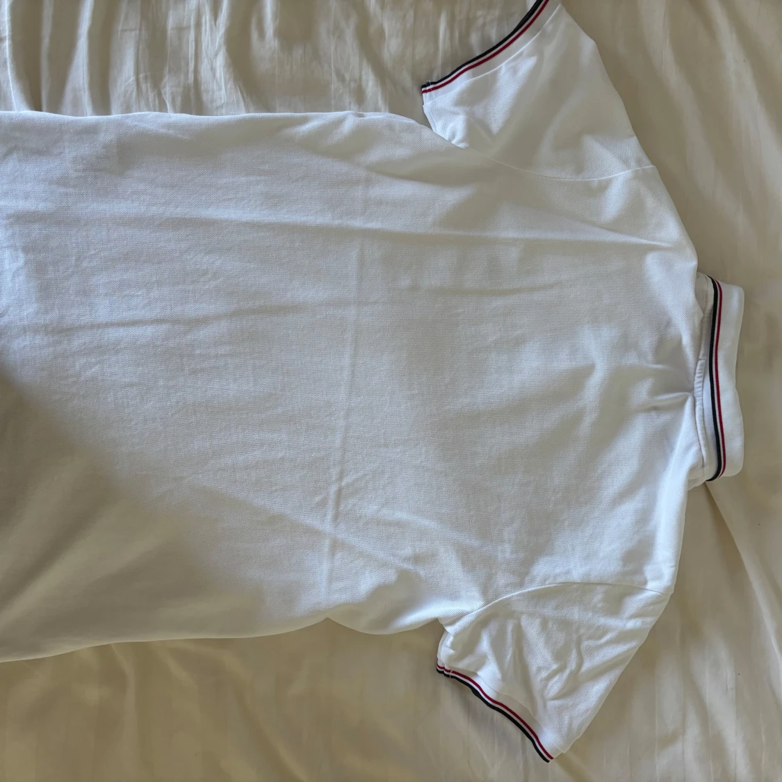 Vit Moncler pikétröja  - 4