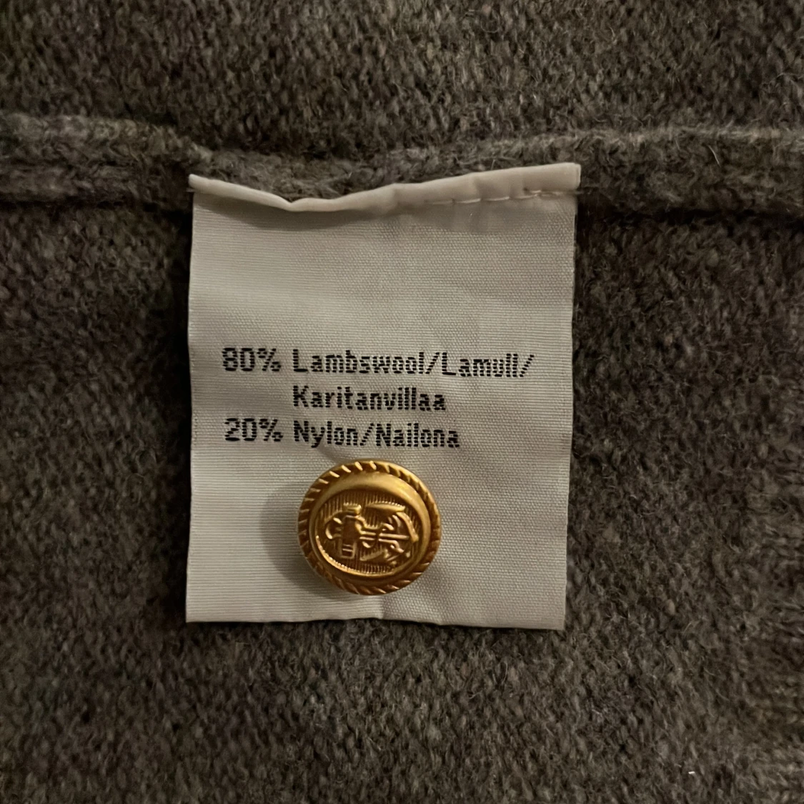 Grå kofta från Svea i lammull - 2