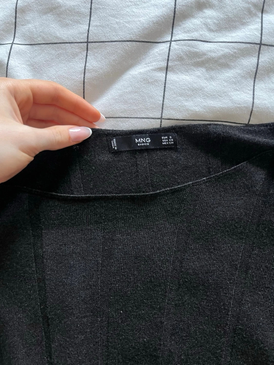 Grå off shoulder stickad tröja - 3